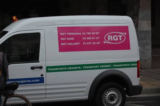 Vehículo RGT Mensajeros